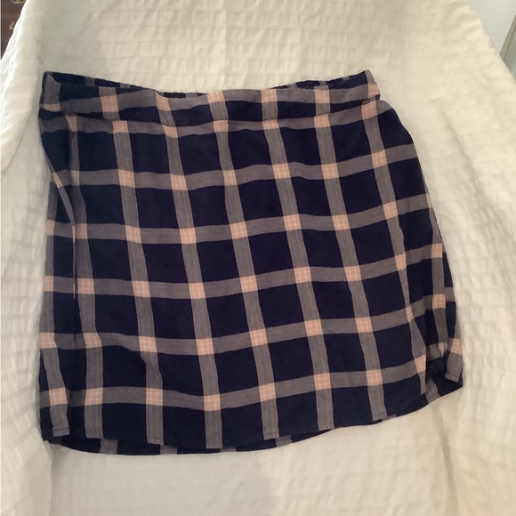 American Eagle outfitters skirt extra large plaid short - Picture 2 of 4